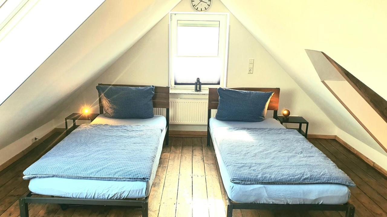 Frankes City Sleep Apartment, 6 Einzelbetten Фельберт Экстерьер фото